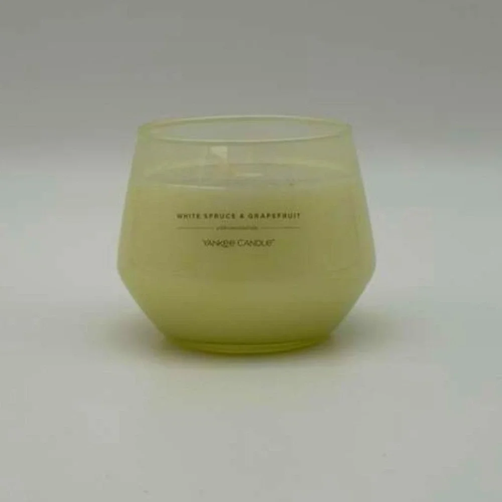 Yankee Candle‎ White Spruce & Grapefruit Large Jar - Scented Candle - NWT
